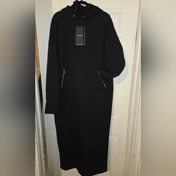 Marcella Elba Hoodie Dress - Picture 2 of 4